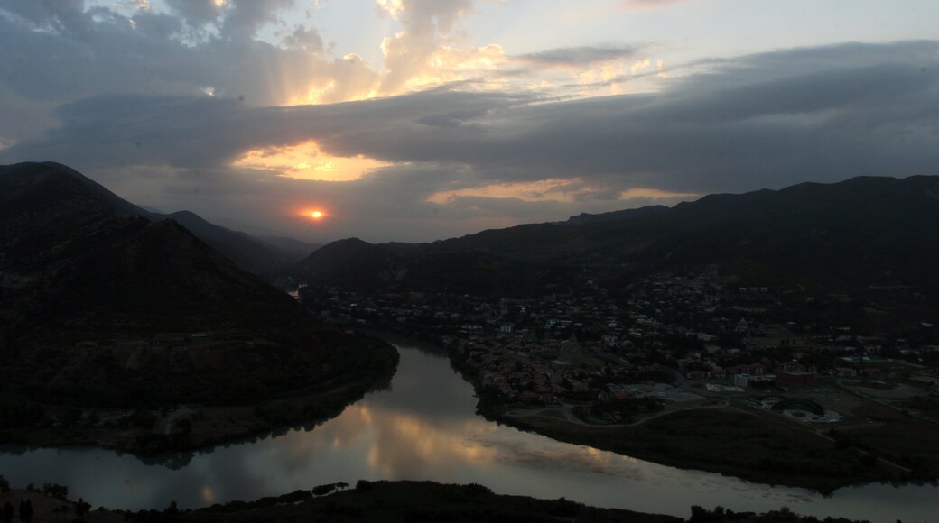 0_4c5c7042-206b-4a0a-913f-c034dcab5fff_raw