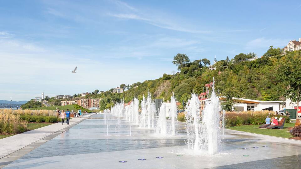 Quebec_LevisQuebecFerryTerminal_6205293_02