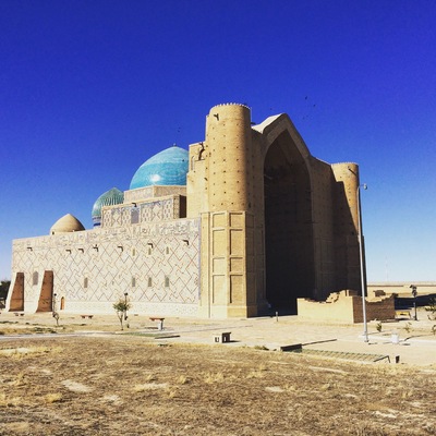 A couple of hours driving from Shymkent in the southwest of Kazachstan you find this impressive mausoleum in the city Turkistan.