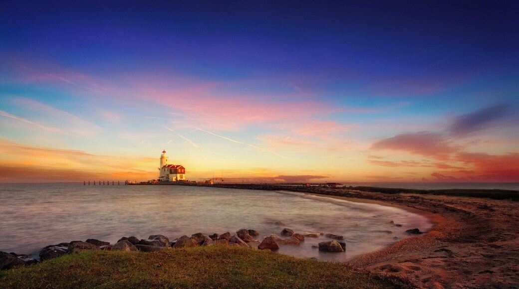 Tiny Village - Lighthouse is a long walk
Its a tiny village life, and you would enjoy it if you like the rural Holland. But the show-piece attraction is a good three quarters of and hour walk one way. The lighthouse and the view it offers is nice, but its nicer if you were able to bike around.