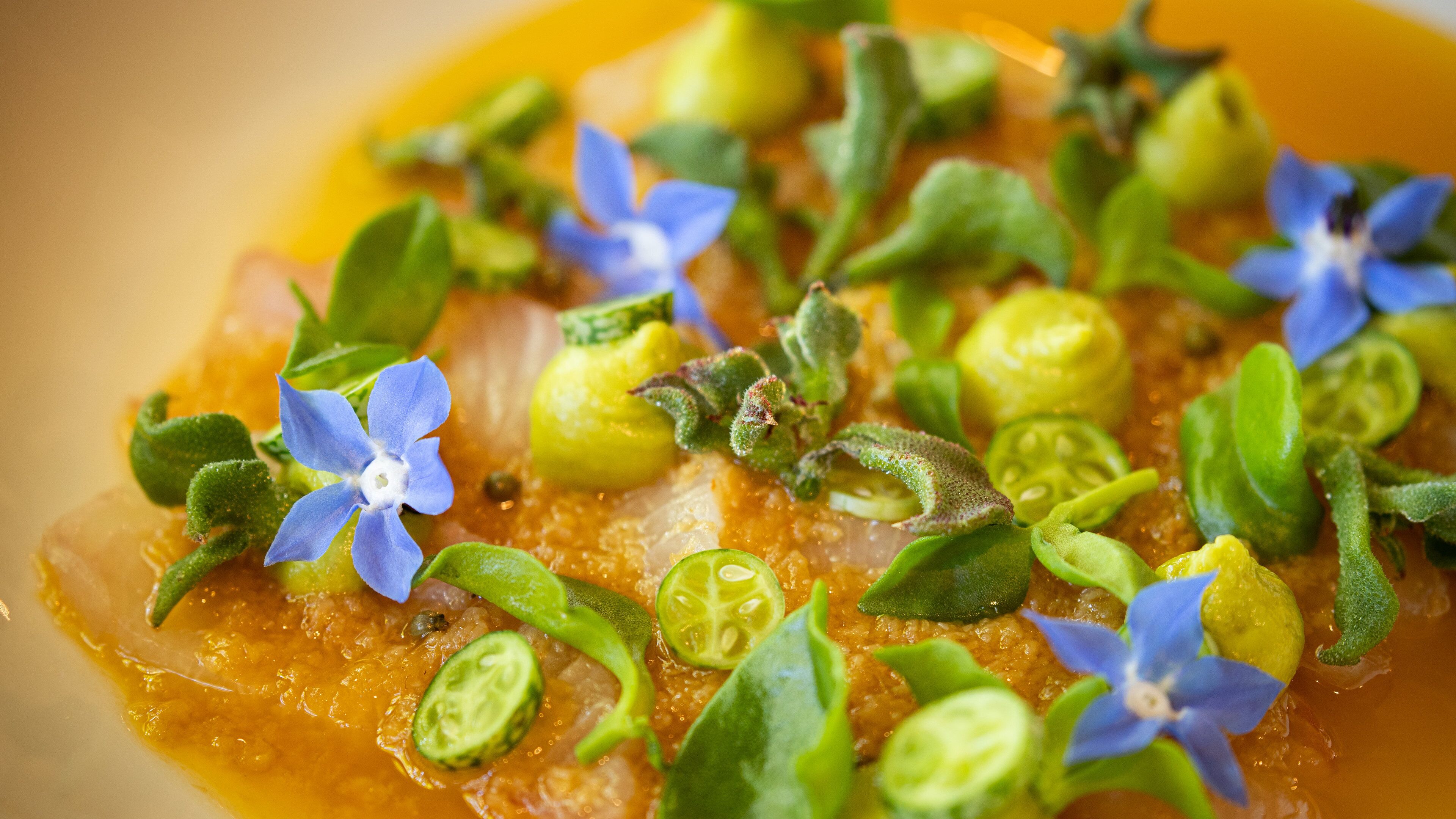 Brown Brothers Milawa Vineyard featuring dining out and food