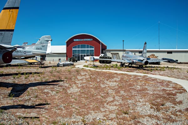 PasoRobles_EstrellaWarbirdsMuseum_6206259-8