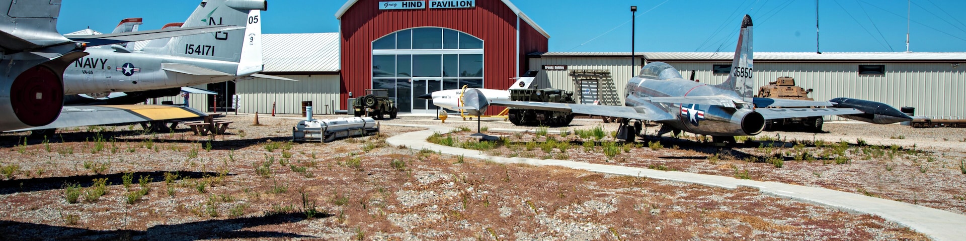 PasoRobles_EstrellaWarbirdsMuseum_6206259-8
