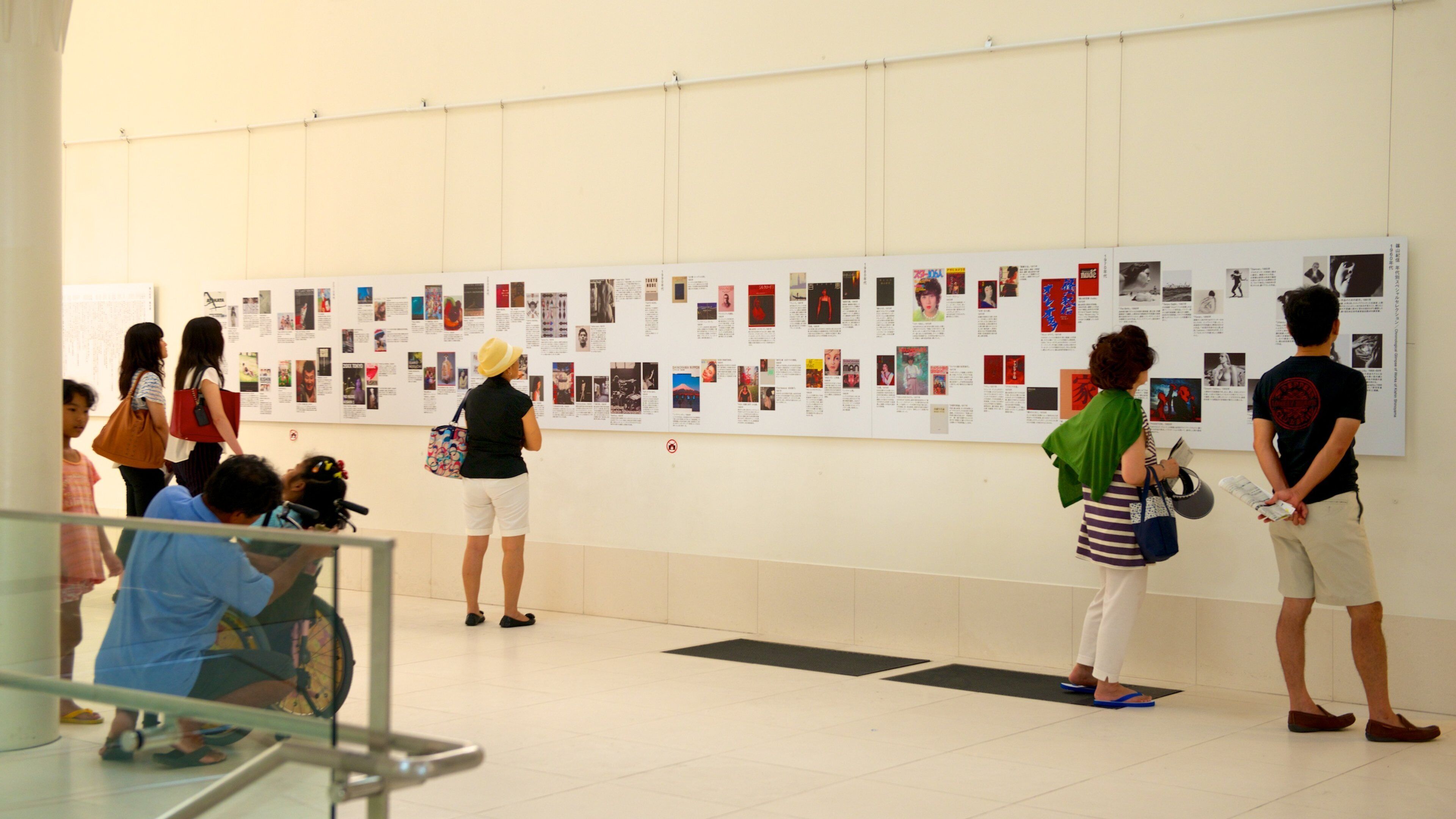 Okinawa Prefectural Museum and Art Museum featuring interior views and art