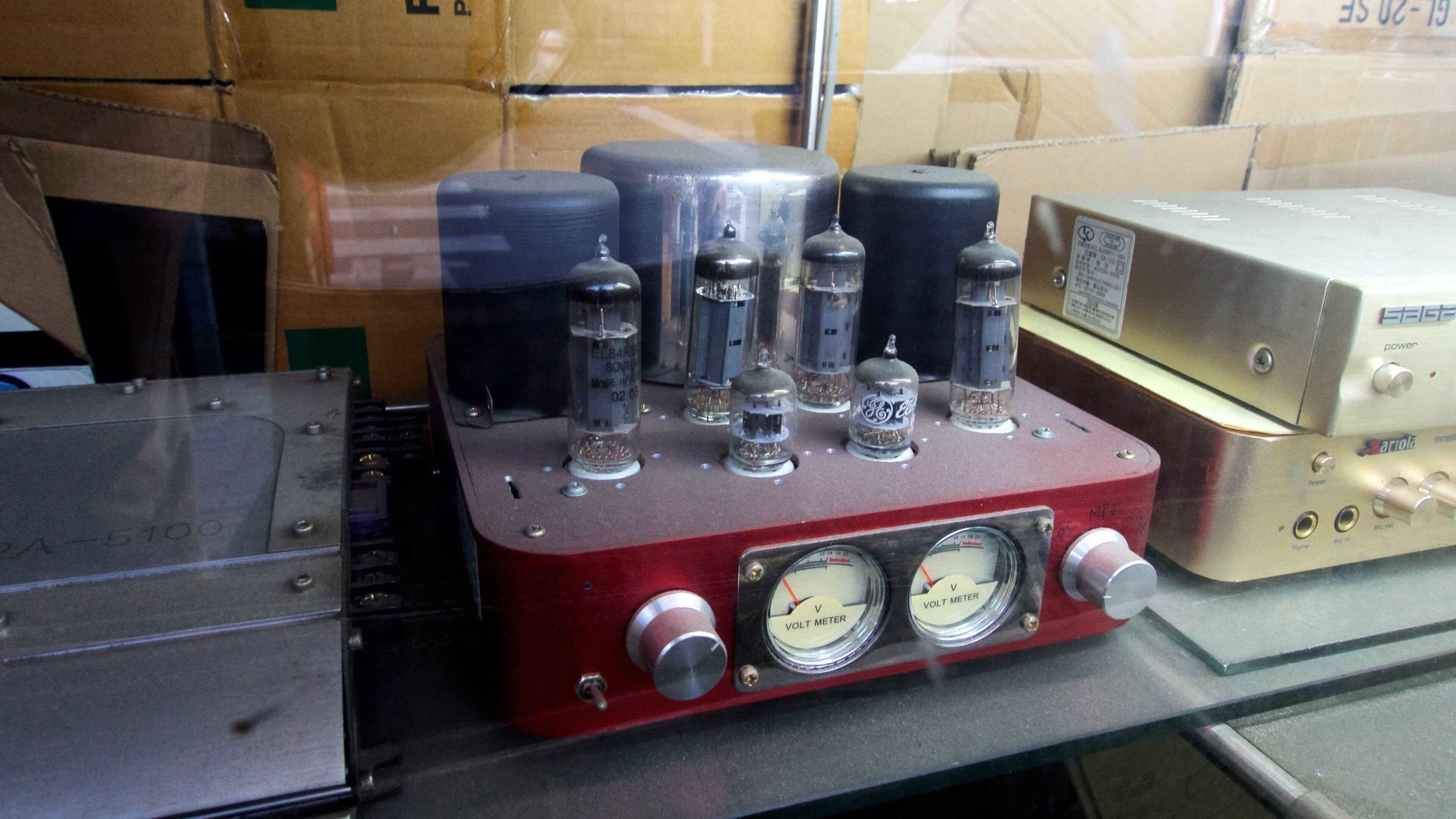 Yongsan Electronics Market featuring markets and heritage elements