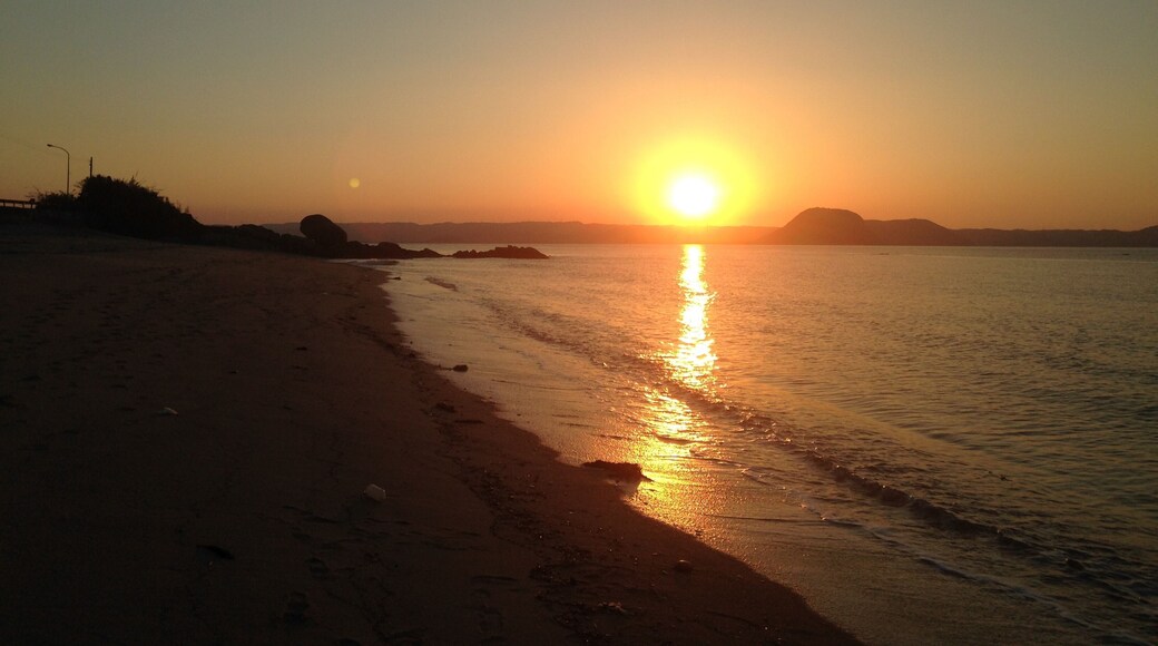鹿家海水浴場より望む夕日