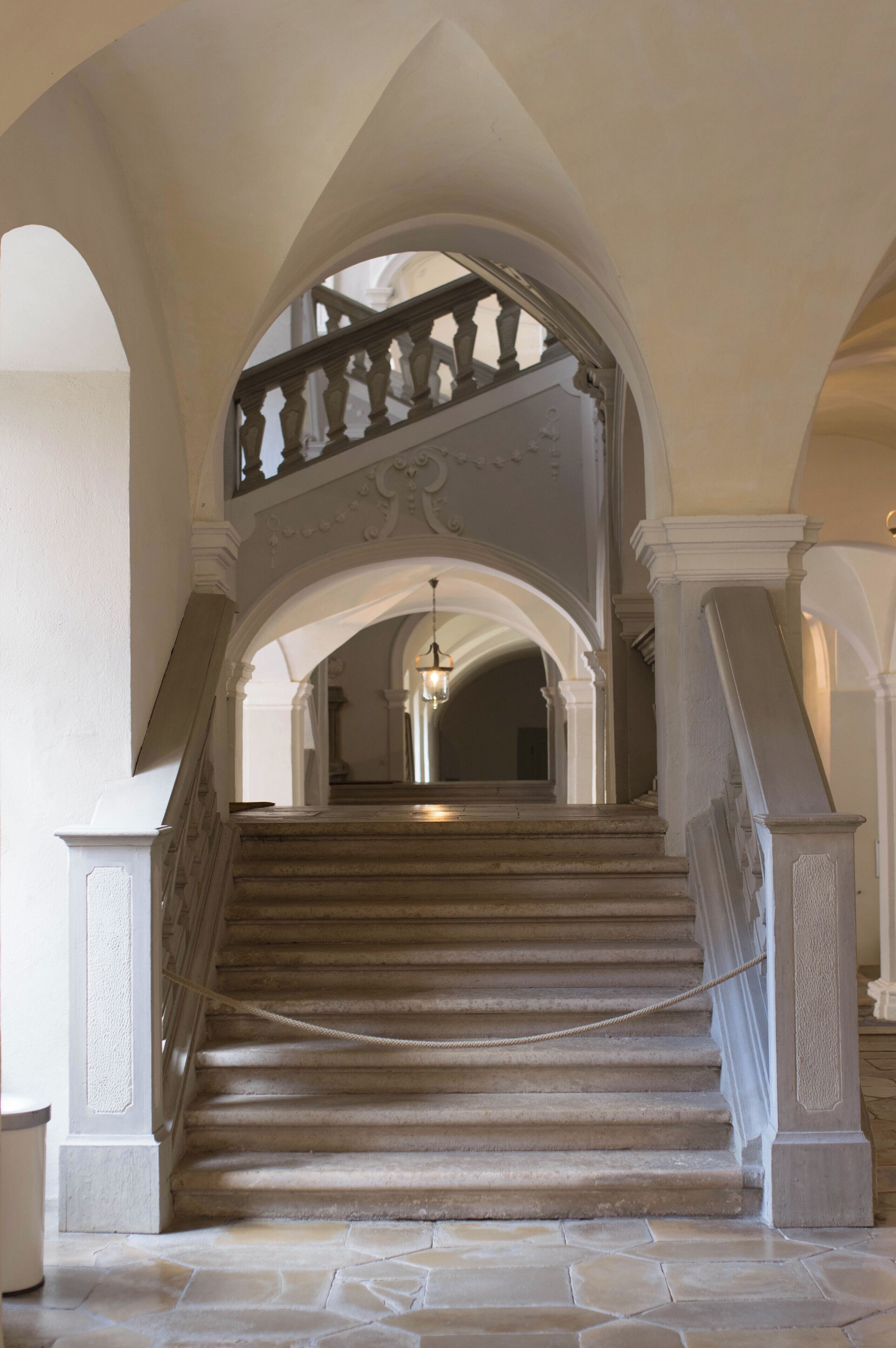 This is a photograph of an architectural monument. It is on the list of cultural monuments of Bayern, no. D-5-77-125-90