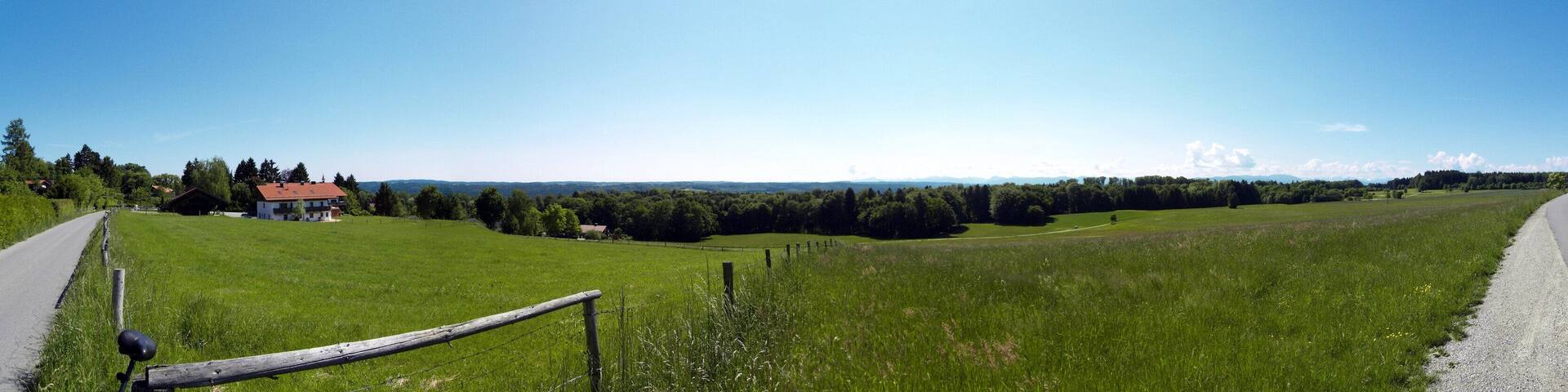 Auf dem Wanderweg Dorfen - Meilenberg (Panorama)