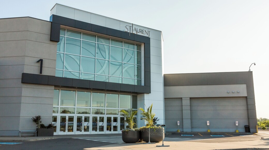 Ottawa_StLaurentCentre_6208148-2