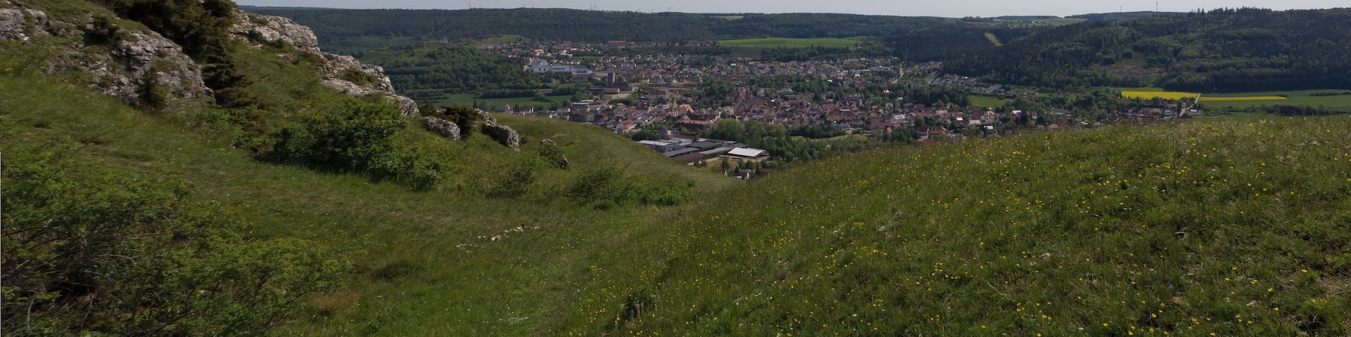 Panorama am Osthang des Ipf mit Blick auf Bopfingen.