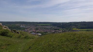 Panorama am Osthang des Ipf mit Blick auf Bopfingen.