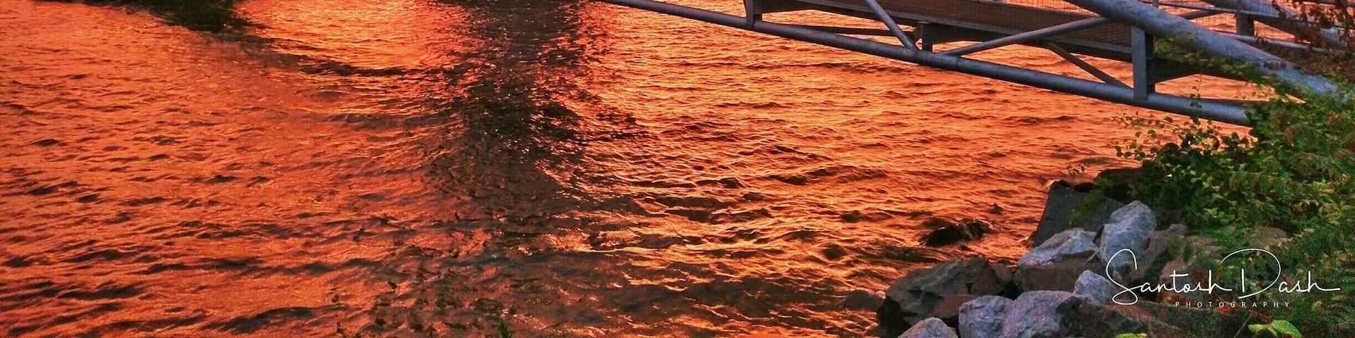 Beautiful sunset at Tarrytown lighthouse. It's beautiful during Christmas when the lighthouse is decorated.