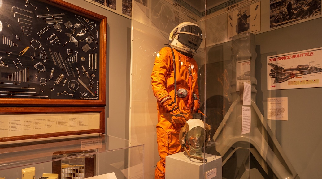 Worcester Historical Museum which includes heritage elements