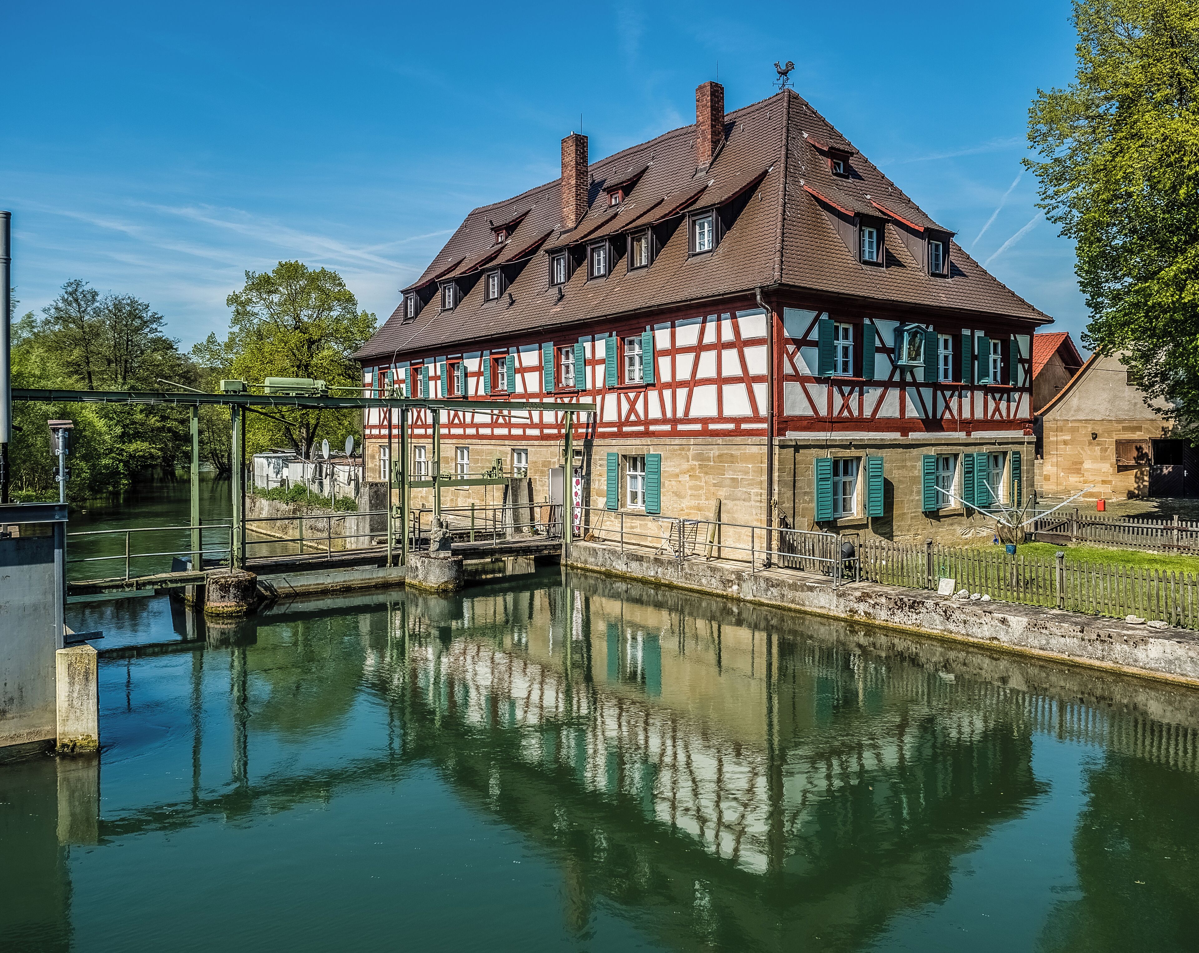 This is a picture of the Bavarian Baudenkmal (cultural heritage monument) with the ID