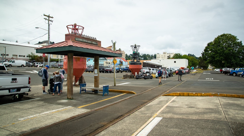 Astoria Riverfront Trolley featuring street scenes