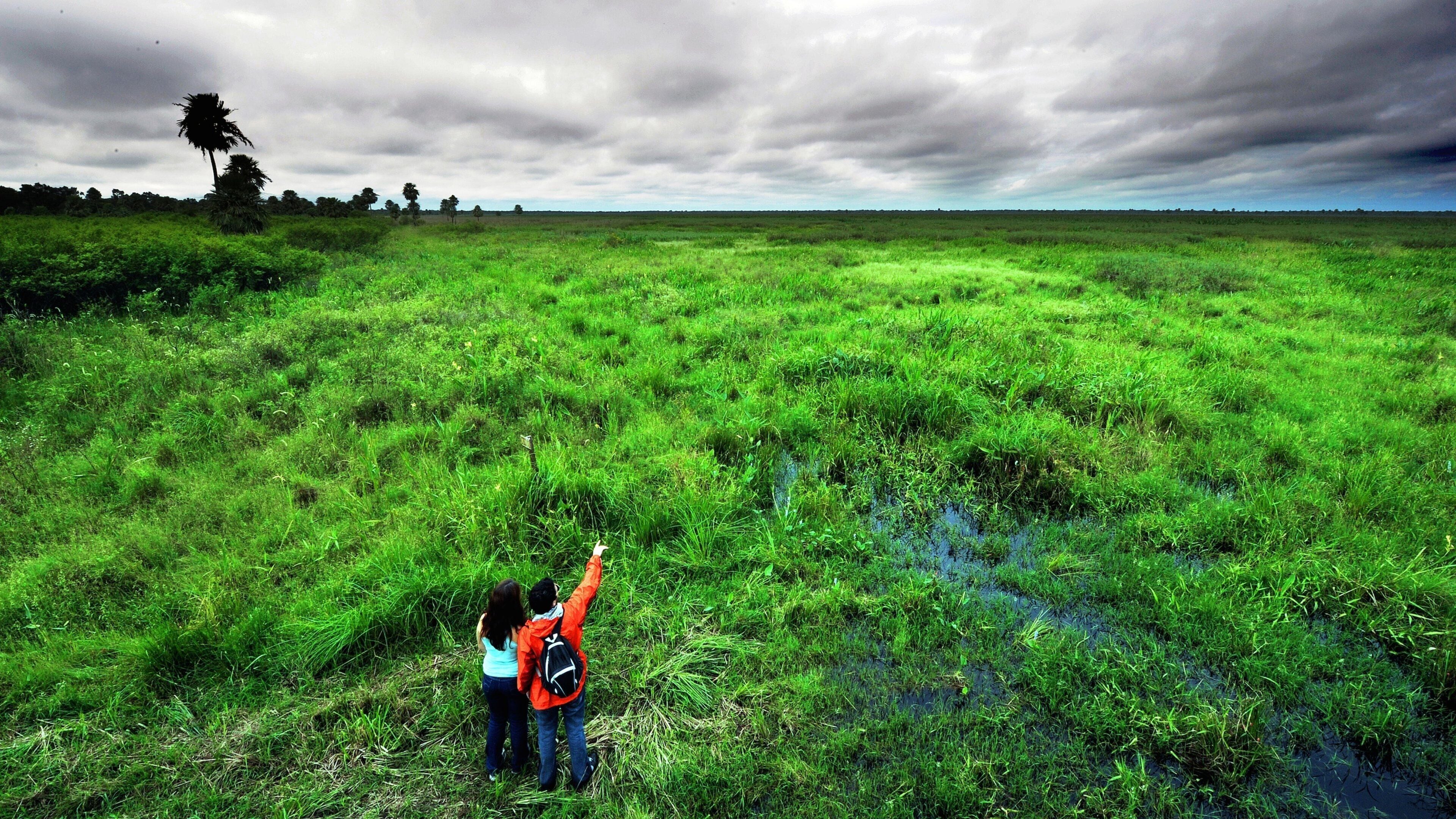 Greater Chaco Region which includes hiking or walking and farmland as well as a couple