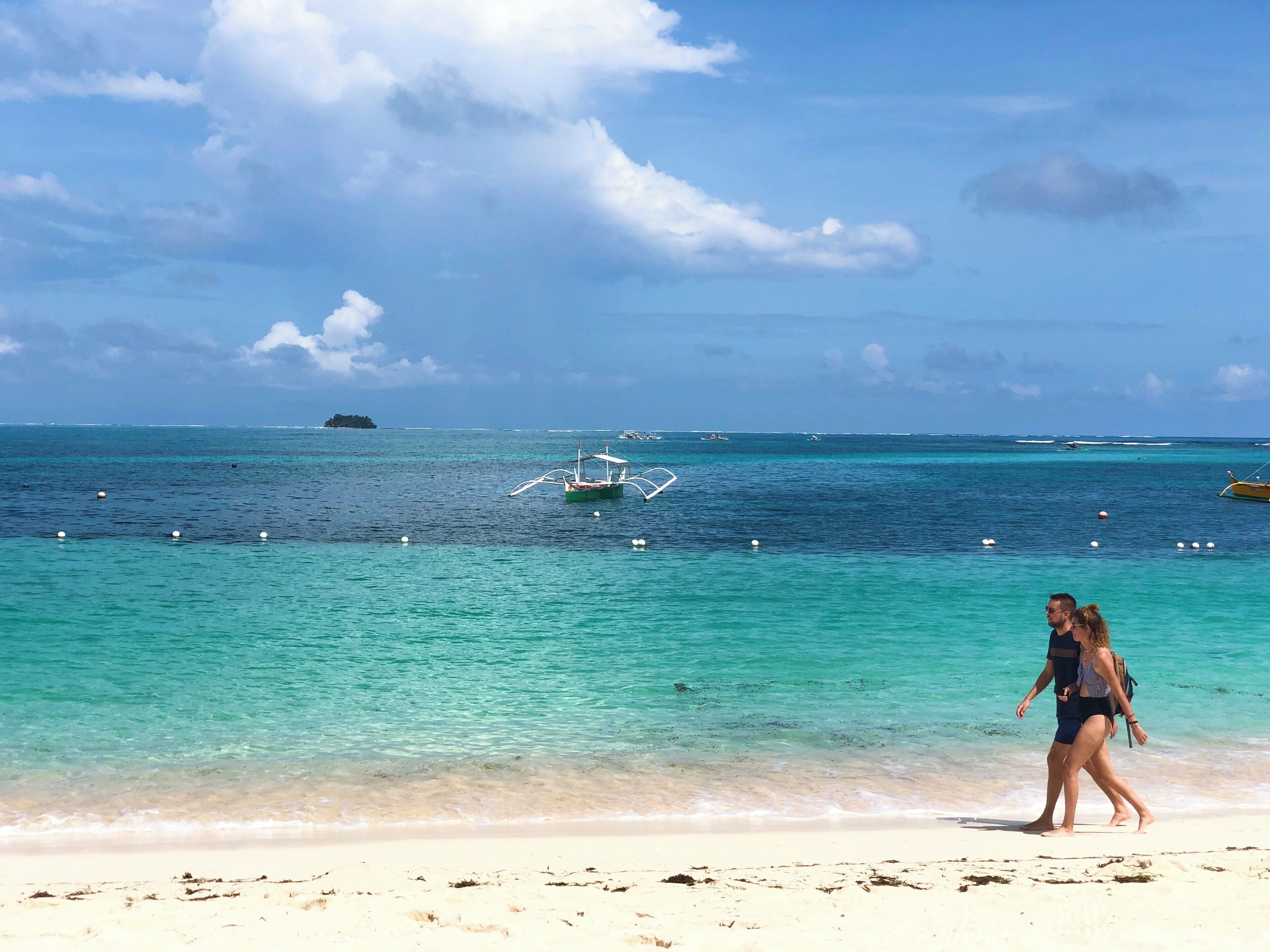 Most tourists will stop here for lunch when they join the island hopping tour 