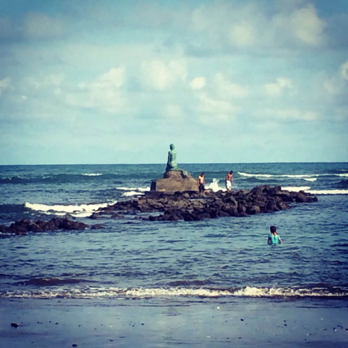 The Siren looking at the ocean