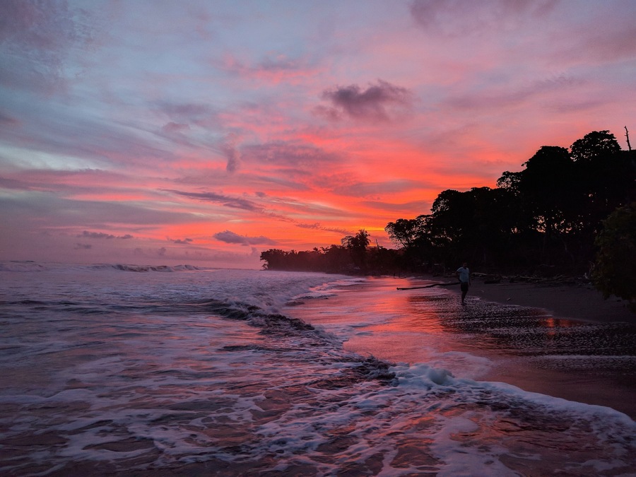 Picture perfect serene sunsets! #LifeAtExpedia
