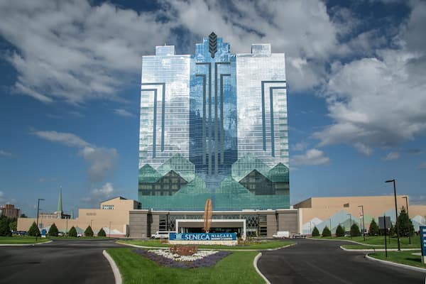 NiagaraFalls_SenecaNiagaraResort&Casino_6209137_01