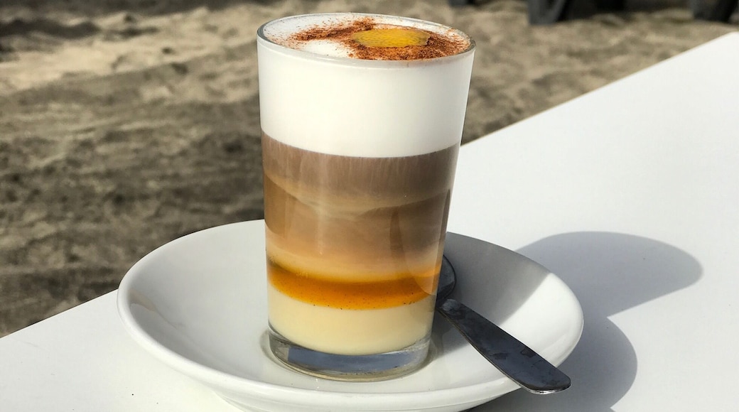 My favorite coffee in Tenerife, barraquito... 😊