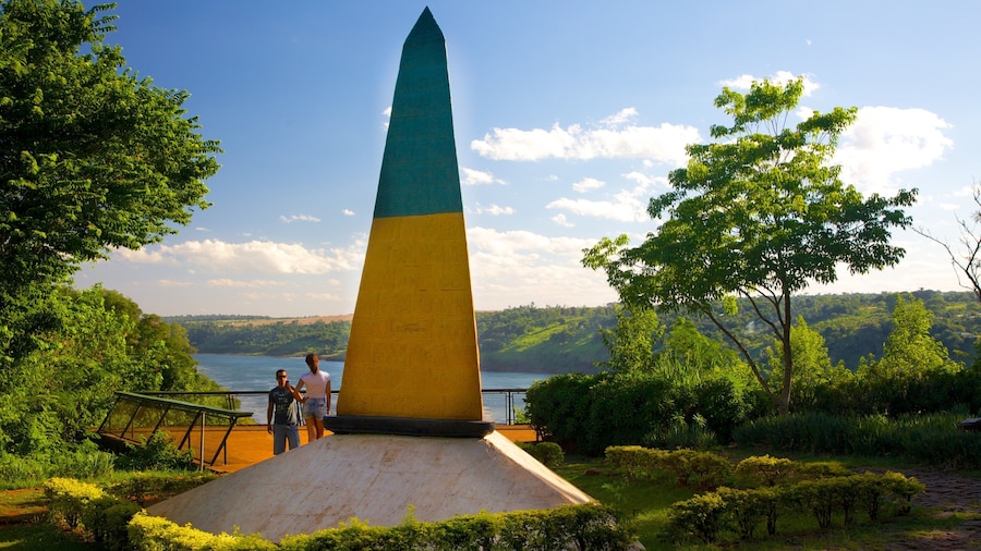 Three Borders Mark showing a monument