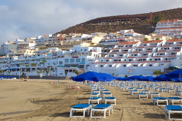 Las Vistas Beach featuring a coastal town, a sandy beach and general coastal views