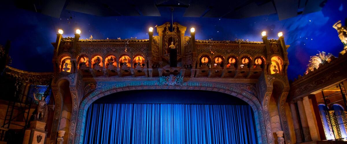 Capitol Theatre showing interior views and theater scenes