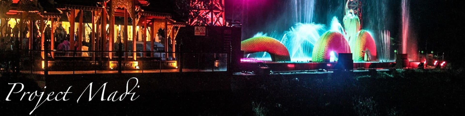 Colorful ground where the elephant do an early exhibition...
#colorful
#entertainment
#outdoors