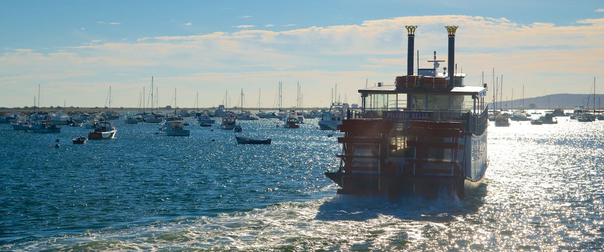 Plymouth Harbor which includes boating