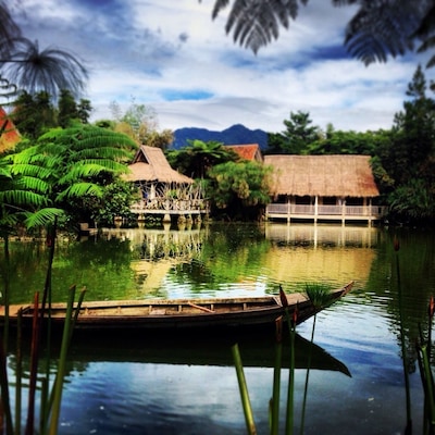 Set on the slopes of Bandung's lush green,
Sapulidi Cafe & Resort is truly one with nature.
Perfect tranquility with modern convenience,
the heart of nature's escape in fashionable luxury,
only 20 minutes from the hub of the city.
Sapulidi Cafe & Resort offers you
the incomparable beauty of Bandung mountainous nature
combined with traditional javanese ambience
and international / oriental cuisine.
Escape the strenuous, routine of everyday hustle.
Embrace the early morning sun.
Savor the dew and the scent of fresh grass on your doorstep.