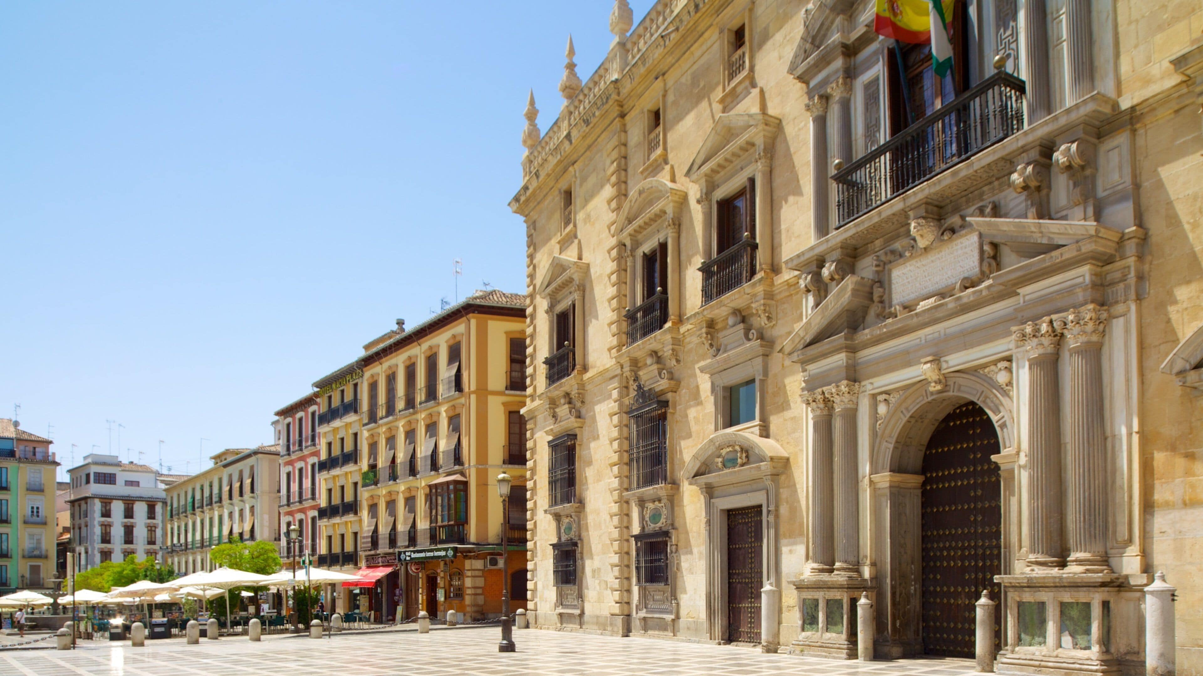 Plaza Nueva which includes a city, a square or plaza and heritage architecture