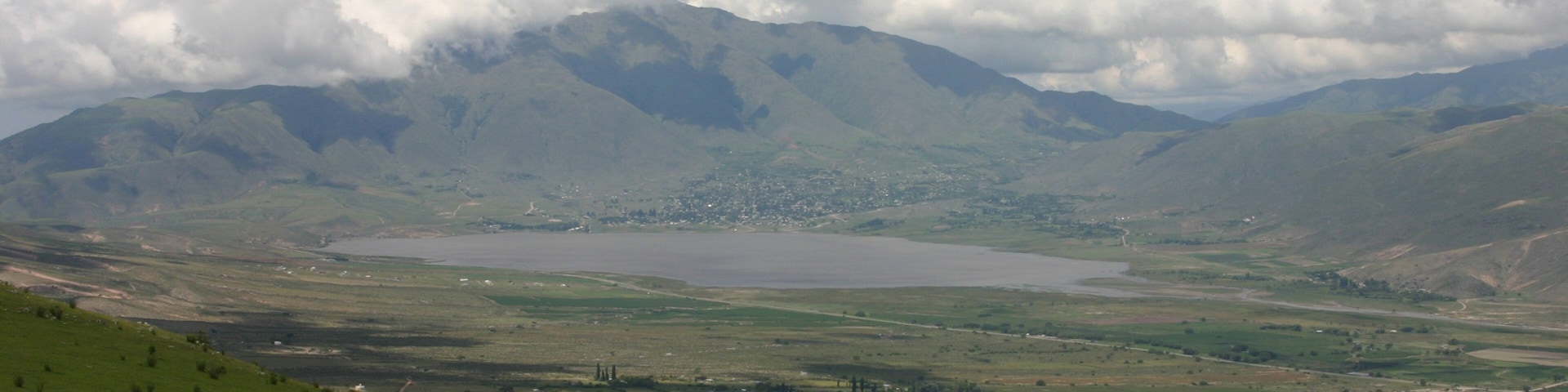 Tucuman featuring landscape views, horseriding and tranquil scenes
