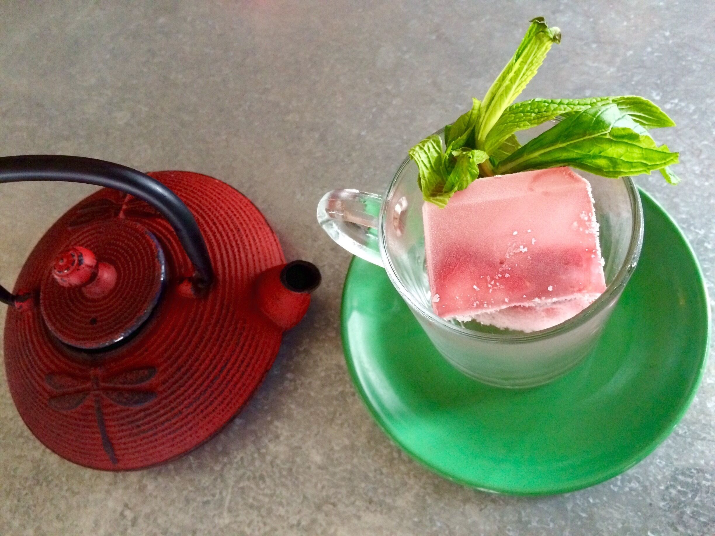 $8 strawberry and cream ice tea !! There's cute little strawberries in the ice cube 