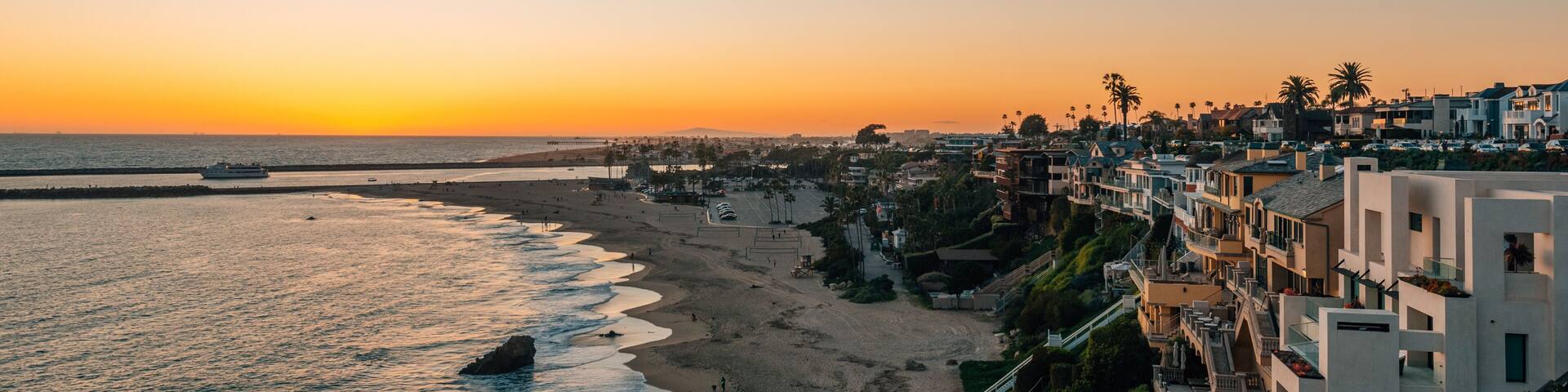 Sunset view of the Main Beach from Inspiration Point, in Corona del Mar, Newport Beach, California