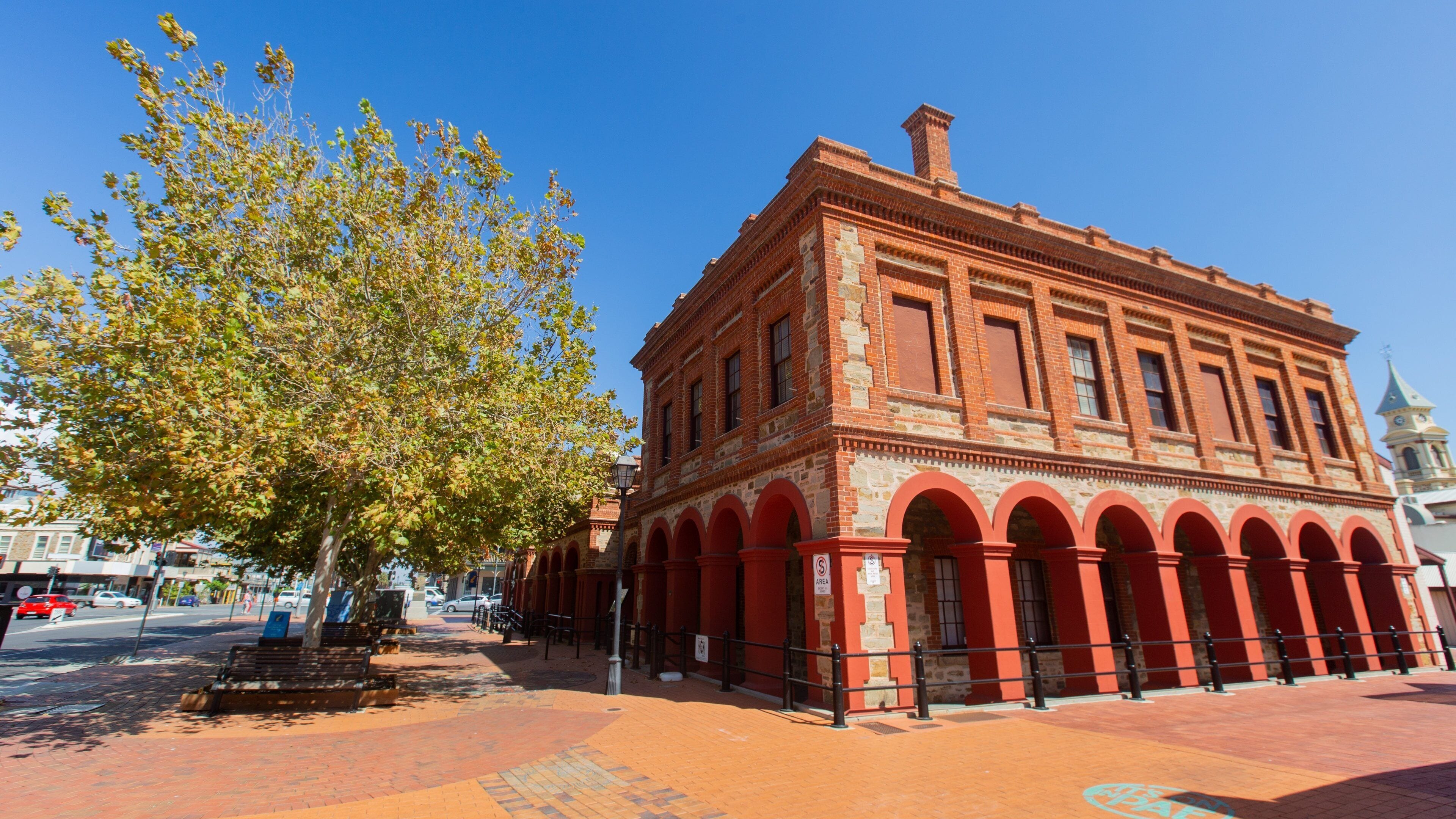Port Adelaide showing heritage elements