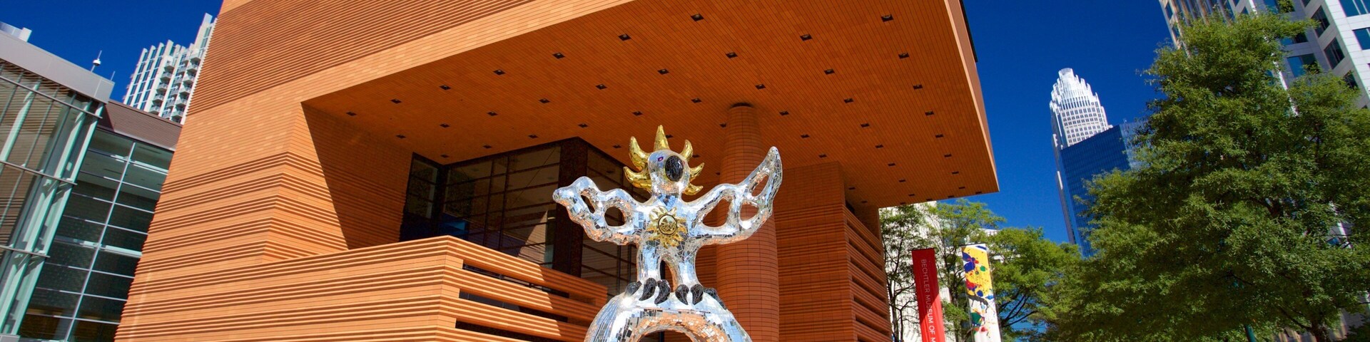 Bechtler Museum of Modern Art showing modern architecture and outdoor art