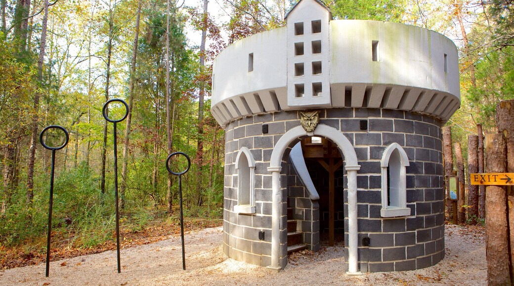 Carolina Raptor Center which includes a garden and forest scenes