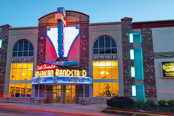 Dick Clark\'s American Bandstand Theater