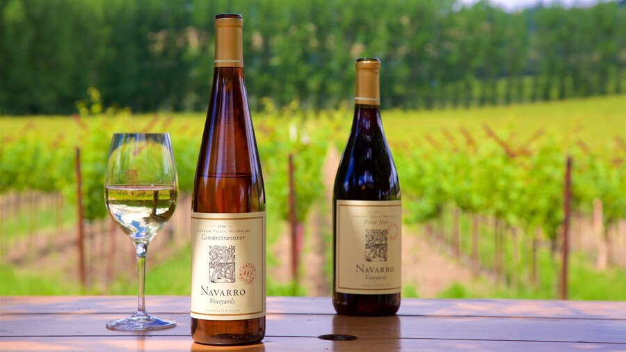 Philo which includes drinks or beverages