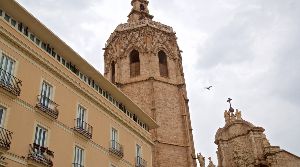 Miguelete Tower which includes heritage elements