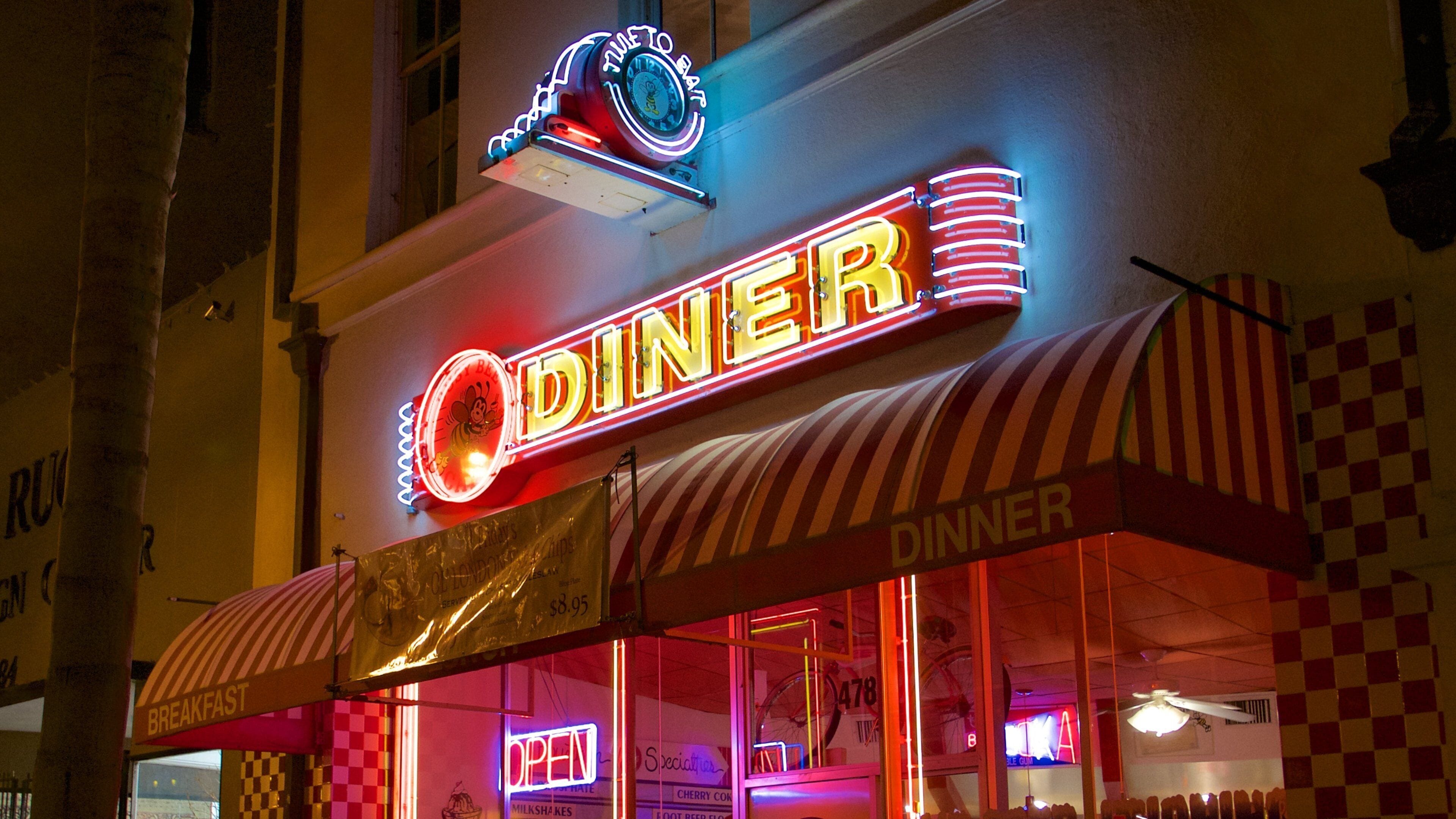 Ventura toont buiten eten, uit eten en bewegwijzering