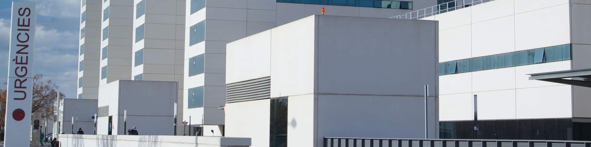 Hospital la fe of valencia. general plan of the exterios of the entrance to a hospital in Europe