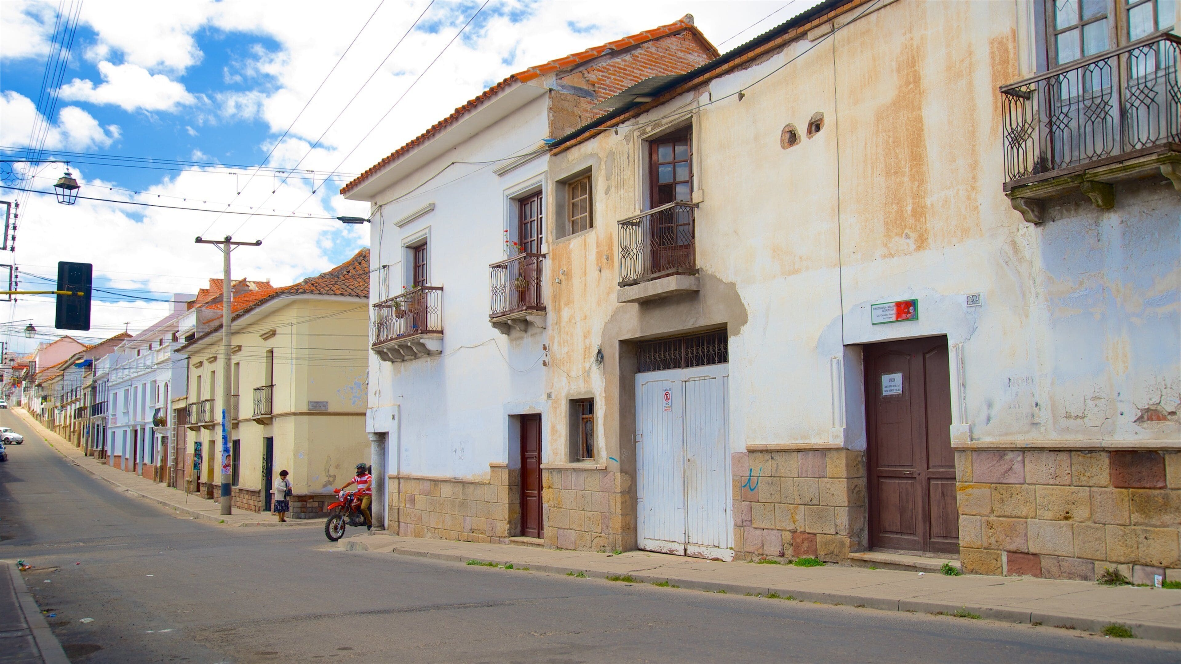 Yungas montrant scènes de rue