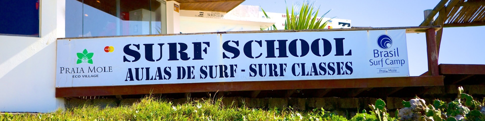 Santa Catarina Island which includes signage