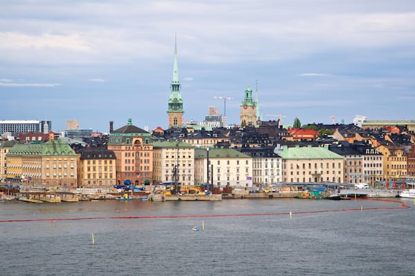 Fjallgatan Scenic Lookout featuring landscape views, a bay or harbor and a city