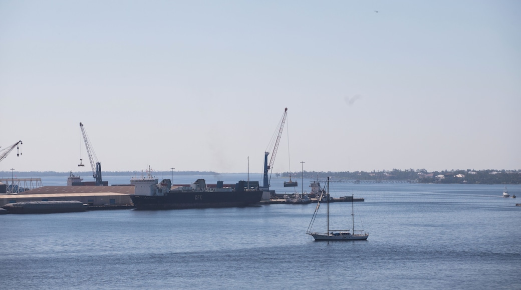 PanamaCity_PortPanamaCity_6213461_01