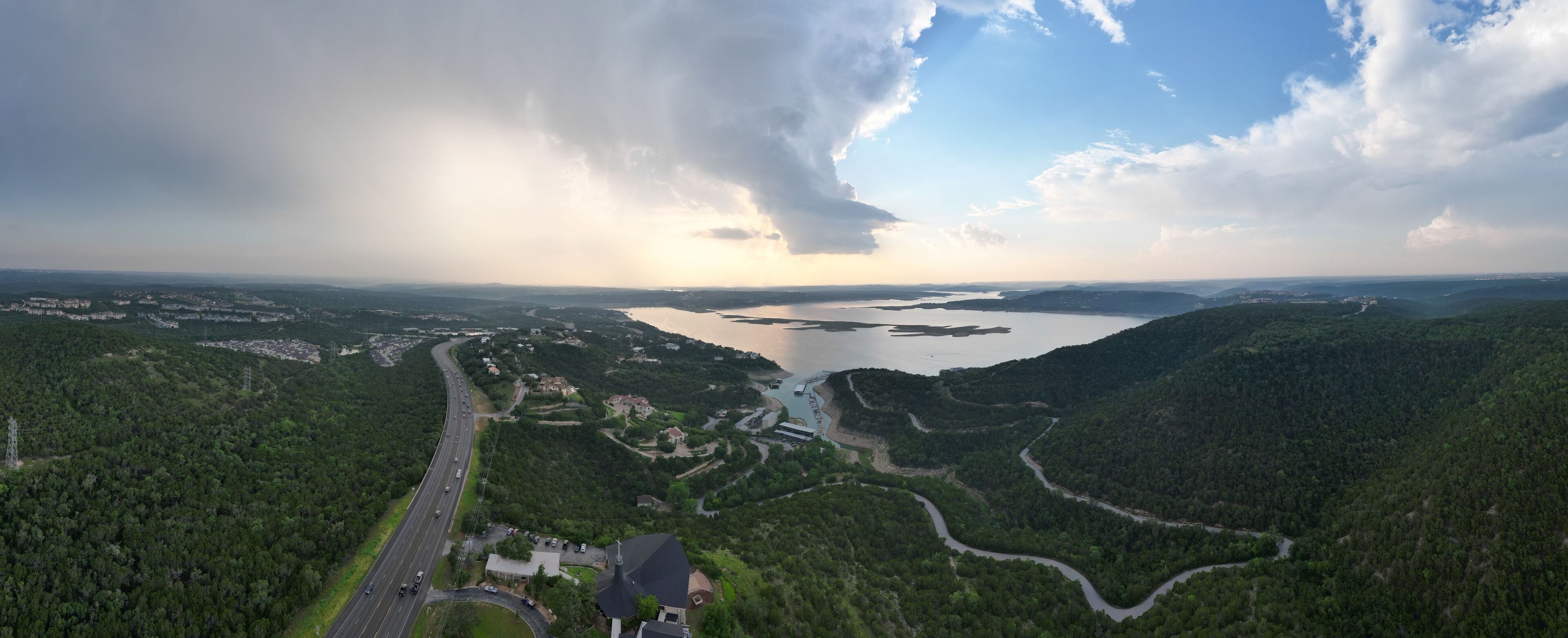 <h2>适合情侣的最佳住宿</h2>