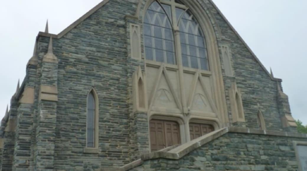 Grayish April afternoon