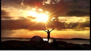 Found this spot while camping with friends last weekend. Beautiful spot right by the sea at the west coast archipelago 30km south of Gothenburg. Bald rocky cliffs but if you look hard you can find some spots with grass where you can put up a tent. Cought some nice cod and flatfish if you like hunting your own meals =)